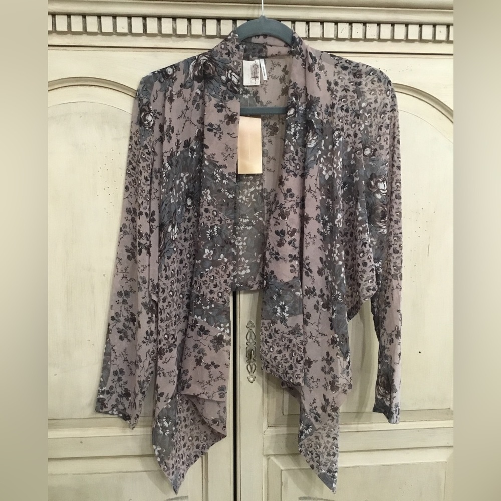 Francesca’s Women’s Sheer Floral Long Sleeve Cropped Spring Cardigan Size S NWT